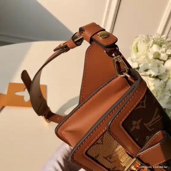 Official oldcobbler Bag（2019 Belt Show） Vuitton Louis Spring 0514